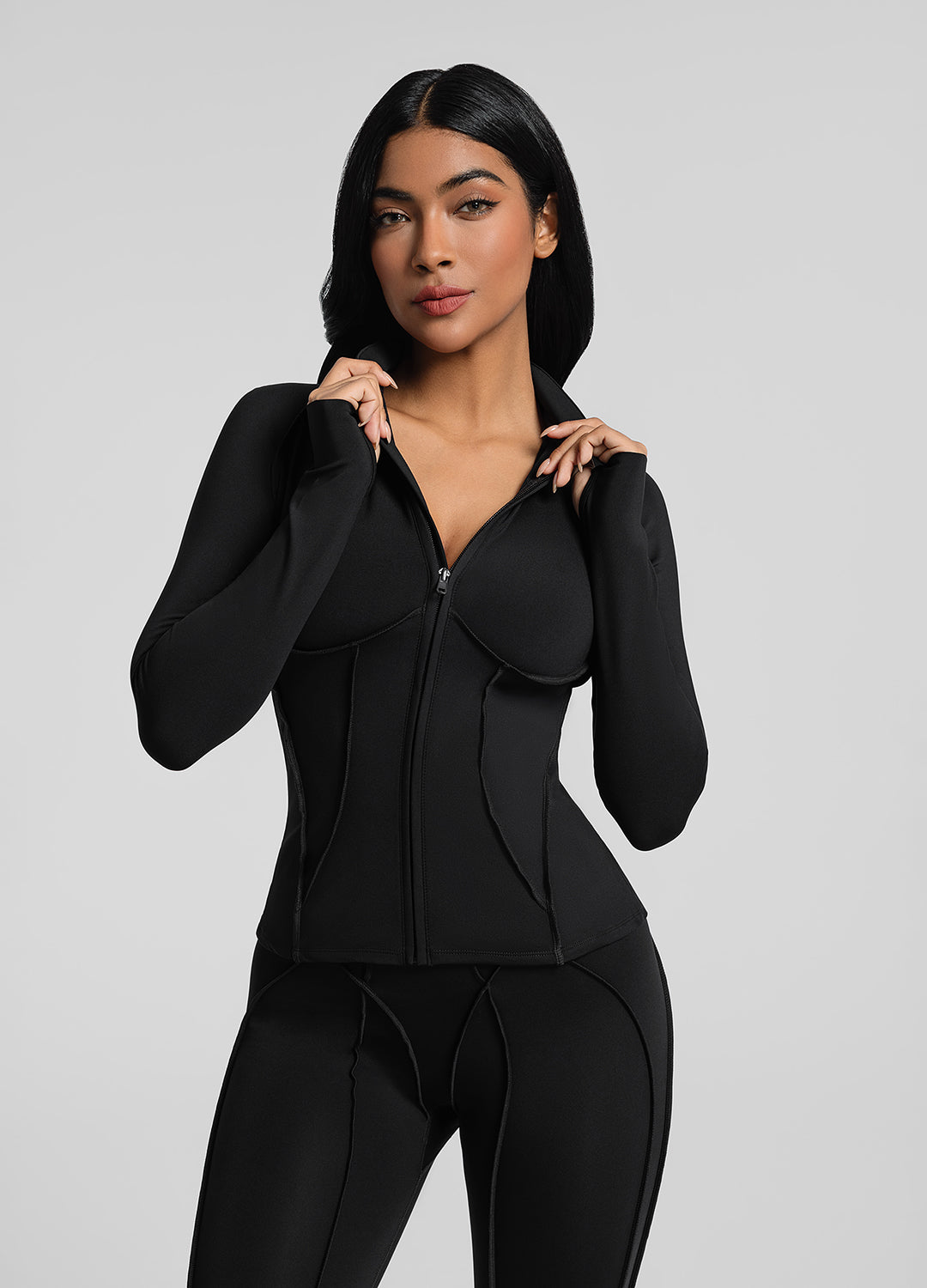 Haut zippé à manches longues avec contouring