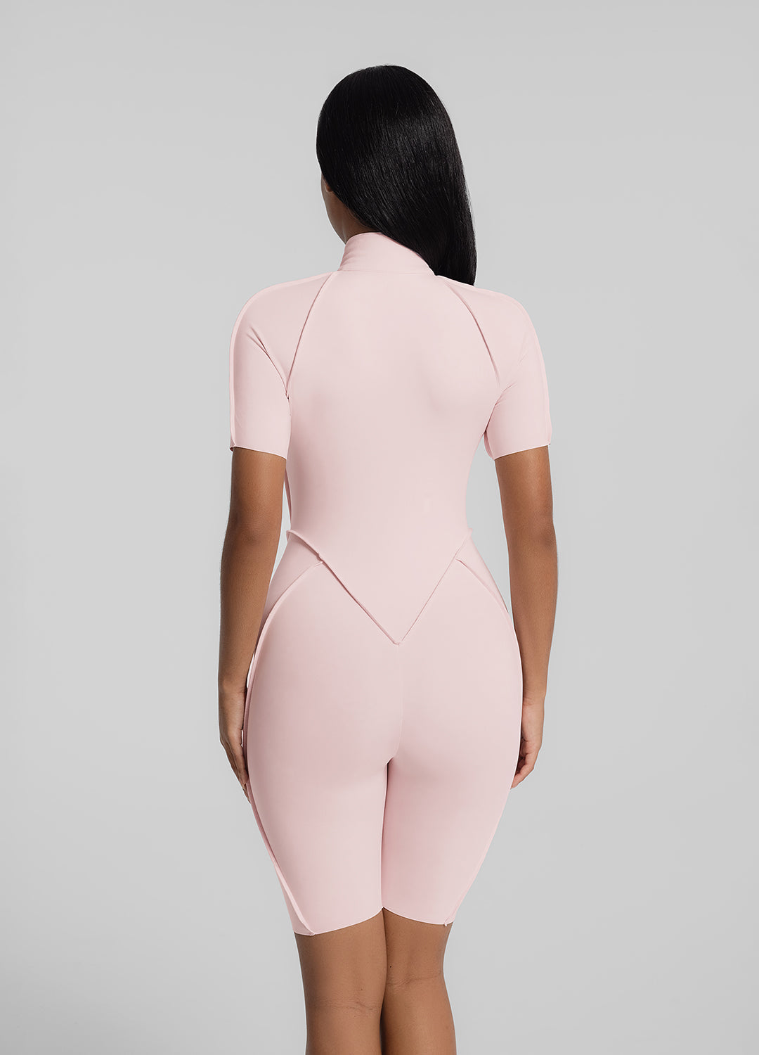 Catsuit short dos fermé